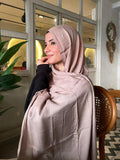Pinkish Grey Elegance